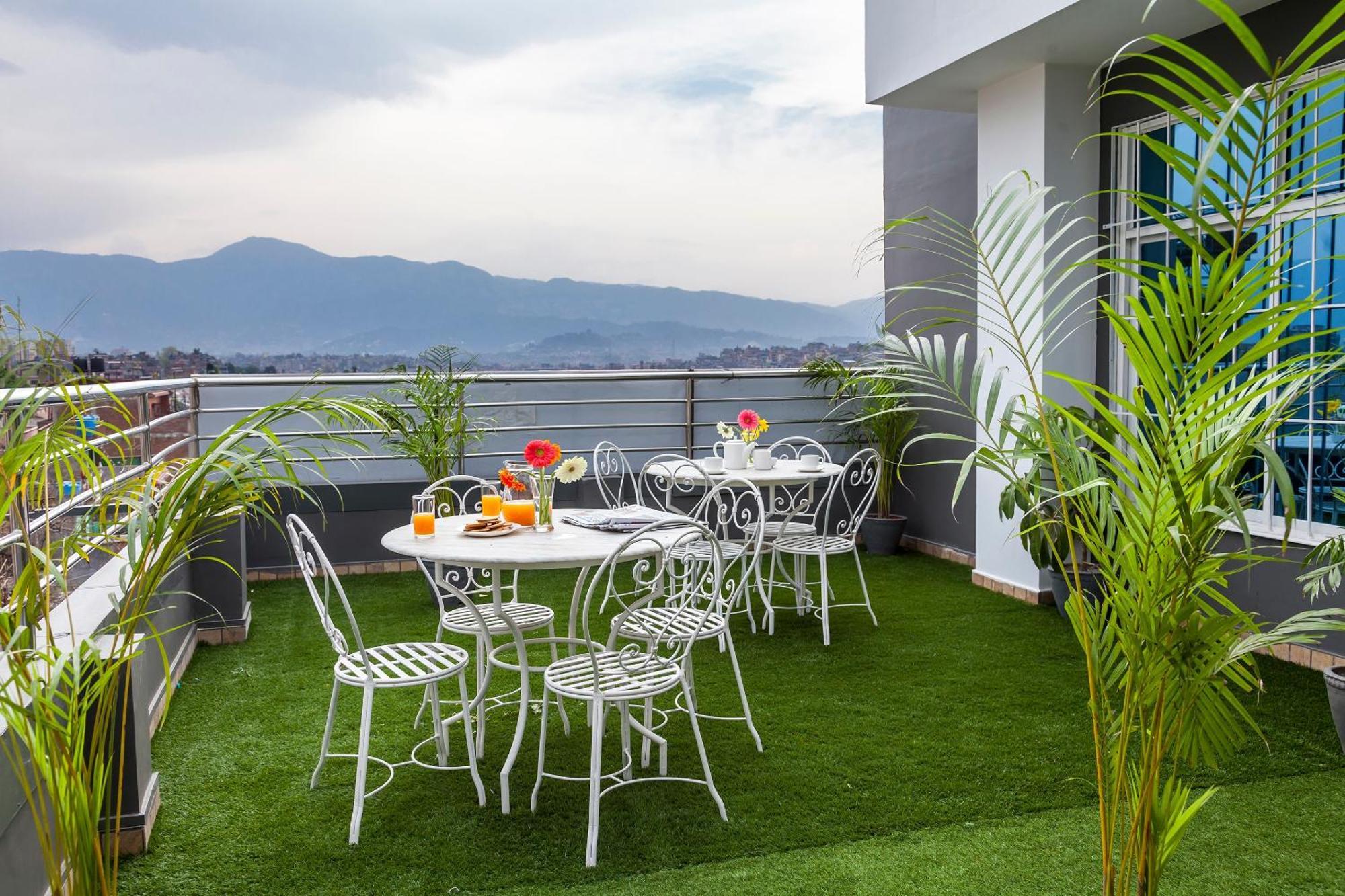 Oyo 123 Hotel Prince Plaza Катманду Екстер'єр фото